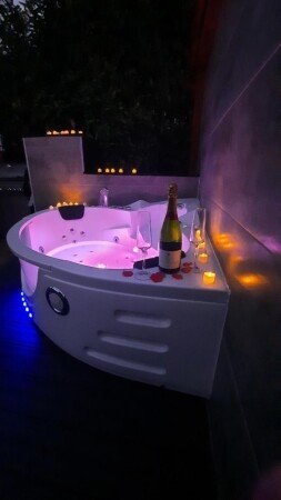 Bulle 1 chambre, avec jacuzzi