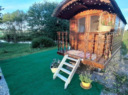 Camping / Mobil Home 1 chambre, avec climatisation