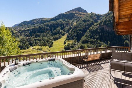Chalet 13 chambres, avec piscine