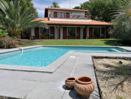 Gîte 4 voyageurs, avec piscine