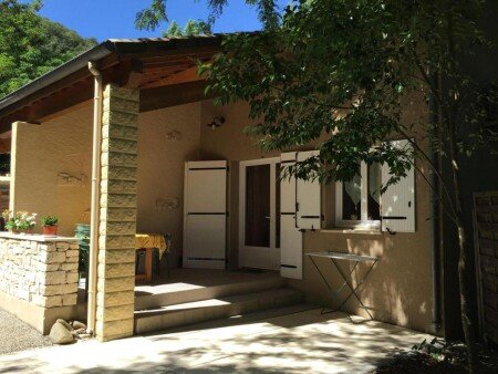 Camping / Mobil Home confortable, 6 voyageurs, avec piscine