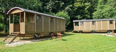 Roulotte 2 voyageurs, avec piscine