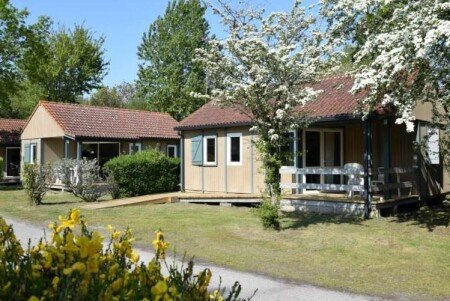 Camping / Mobil Home 3 voyageurs, avec jacuzzi