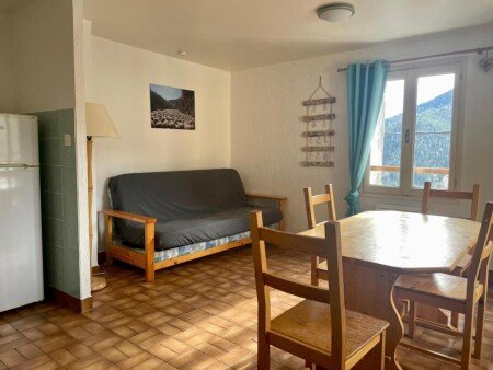 Maison de campagne 1 chambre, avec parking