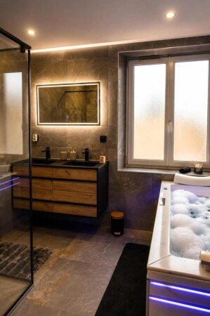 Appartement cozy, 4 voyageurs, avec jacuzzi