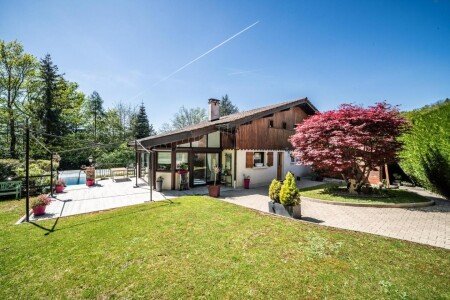 Bed and breakfast 4 voyageurs, avec piscine