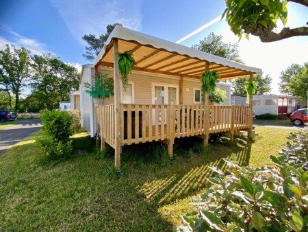 Mobil home tout confort, 2 chambres, avec piscine