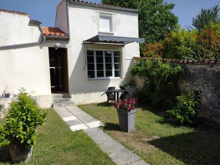 Maison 1 chambre, avec jardin