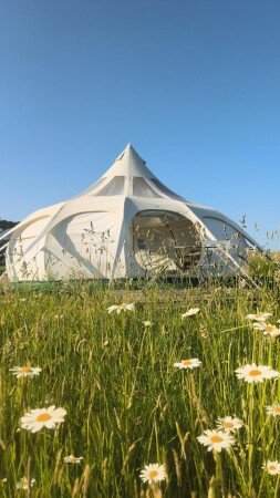 Hébergement insolite 1 chambre, avec jardin