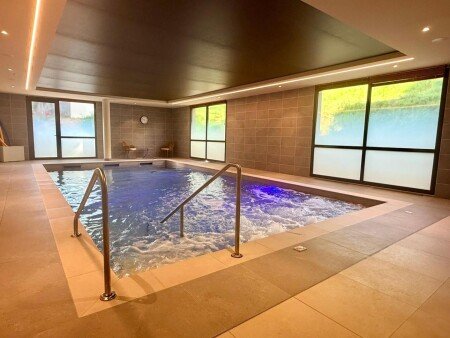 Appart'Hotel 3 voyageurs, avec jacuzzi