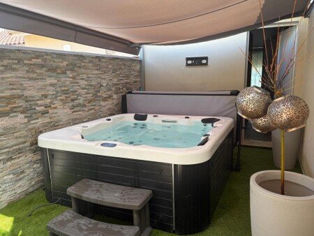 Bed and breakfast 1 chambre, avec jacuzzi