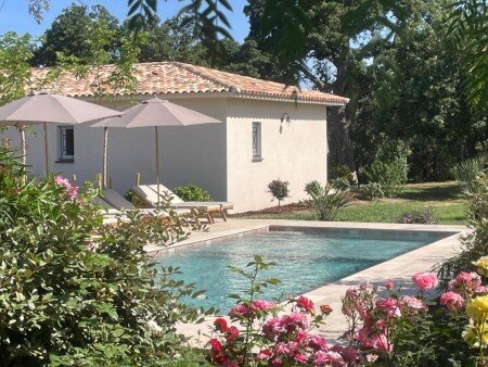 Bed and breakfast 2 voyageurs, avec piscine
