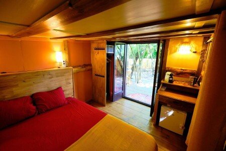 Hébergement insolite 1 chambre, avec piscine