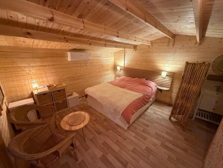 Hébergement insolite 1 chambre, avec jacuzzi