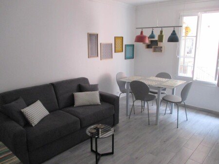 Wohnung 1 Schlafzimmer, mit Klimaanlage