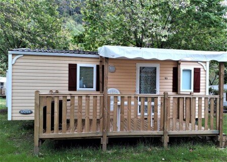 Camping / Mobil Home 8 voyageurs, avec piscine