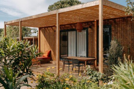 Camping / Mobil Home 8 voyageurs, avec piscine