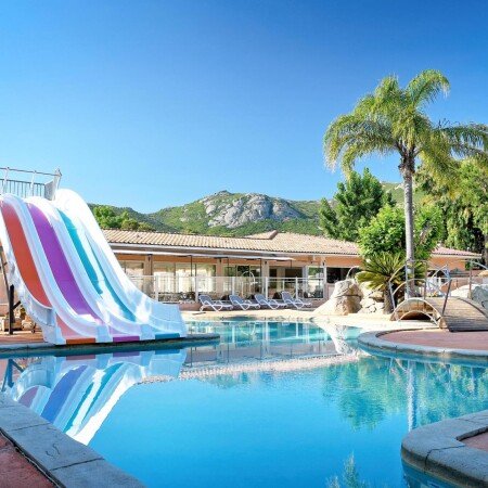 Camping / Mobil Home 6 voyageurs, avec piscine