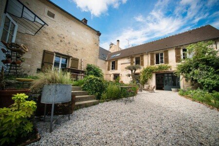 Bed and breakfast 6 voyageurs, avec jardin