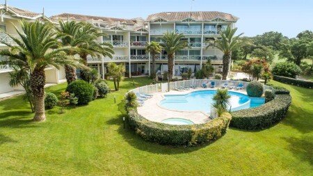 Appart'Hotel 10 voyageurs, avec piscine