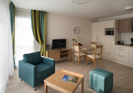 Appart'Hotel 4 voyageurs, avec piscine