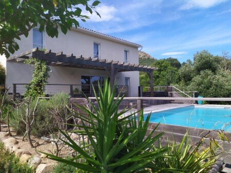 Bed and breakfast 3 voyageurs, avec piscine