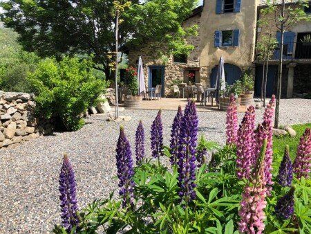 Hostal 4 huéspedes, con jardín