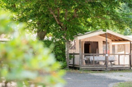 Camping / Mobil Home 4 voyageurs, avec jardin