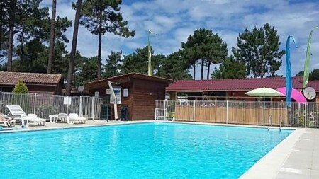 Mobil home 2 chambres, avec piscine