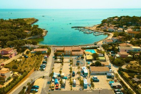 Camping / Mobil Home 6 voyageurs, avec piscine