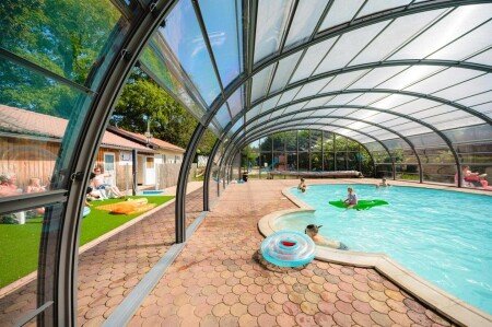 Hébergement insolite 1 chambre, avec piscine