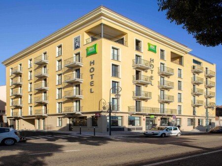 Hôtel avec piscine