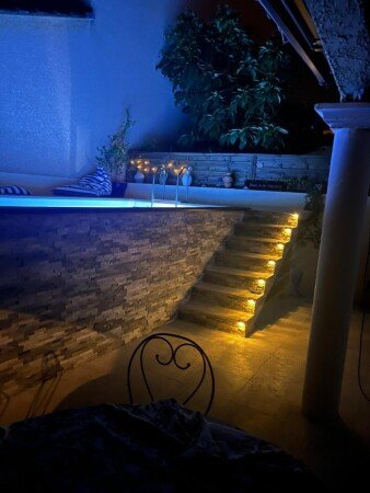 Bed and breakfast 2 voyageurs, avec piscine