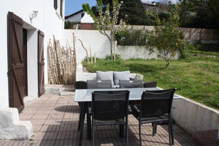 Appartement 2 chambres, avec jardin