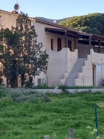 Appartamento 5 camere, con parcheggio