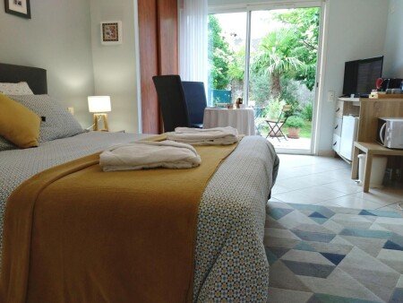 Bed and breakfast 1 chambre, avec jardin