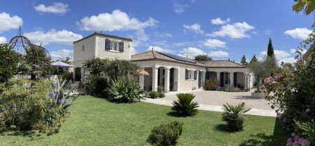 Bed and breakfast 2 voyageurs, avec piscine