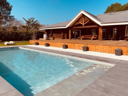 Bed and breakfast 3 voyageurs, avec piscine