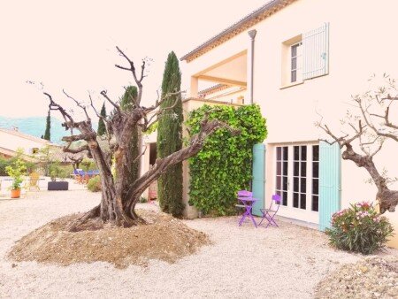 Bed and breakfast 1 chambre, avec piscine