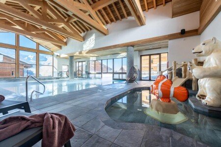 Appart'Hotel 9 voyageurs, avec jacuzzi