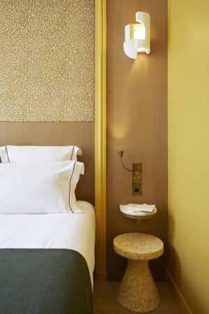 Hotel with air conditioning