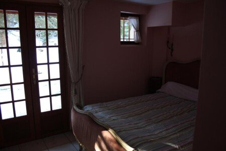 Bed and breakfast moderne, 1 chambre, avec jardin