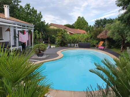 Chalet cozy, 1 chambre, avec piscine