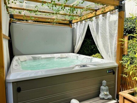 Bed and breakfast 1 chambre, avec jacuzzi