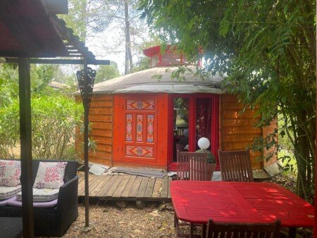 Hébergement insolite 1 chambre, avec jacuzzi