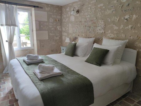 Bed and breakfast 1 chambre, avec piscine