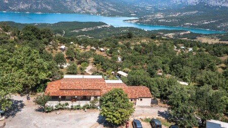 Camping / Mobil Home 6 voyageurs, avec jardin