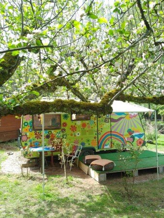 Camping / Mobil Home 1 chambre, avec jardin