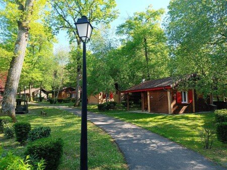 Camping / Mobil Home 6 voyageurs, avec piscine