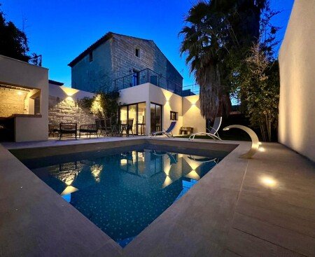 Maison 5 chambres, avec piscine